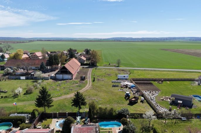 Prodej, Na klíč, Račetice