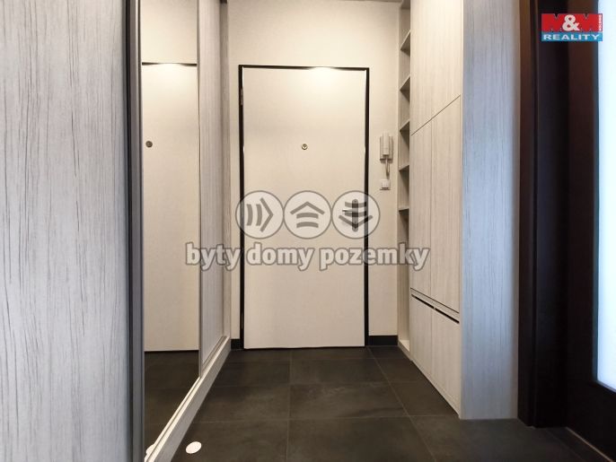 Pronájem, Byt 1+kk, Praha