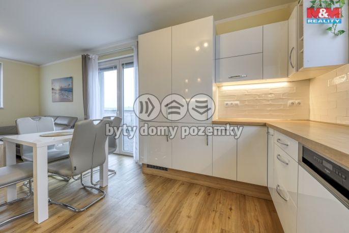 Prodej, Byt 4+kk, Vochov