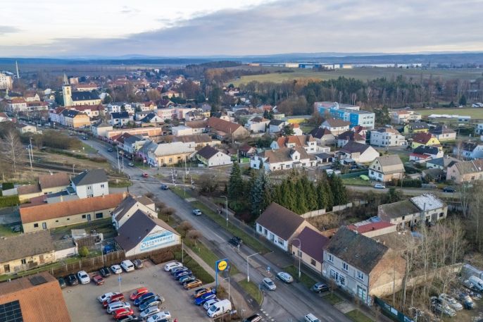Pronájem, Obchod a služby, Nýřany