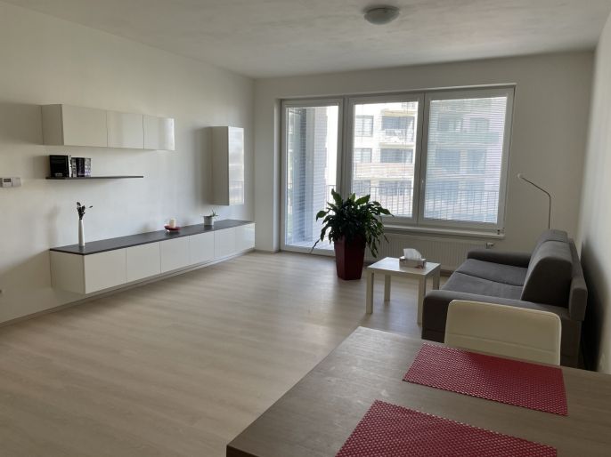 Pronájem, Byt 2+kk, Pardubice