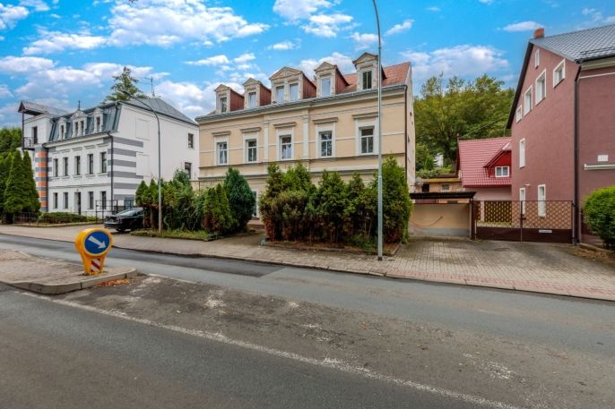 Prodej, Nájemní dům, Karlovy Vary