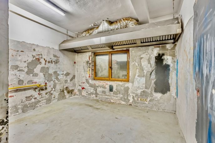 Pronájem, Obchod a služby, Jesenice