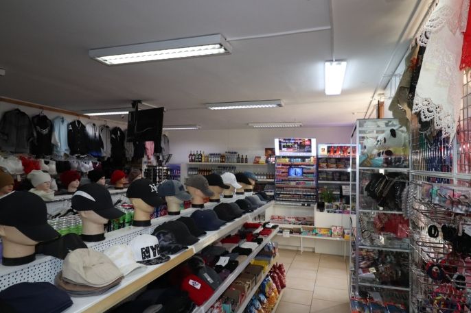 Pronájem, Obchod a služby, Cheb