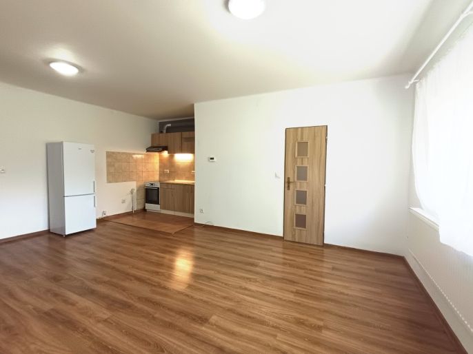 Pronájem, Byt 2+kk, Velvary