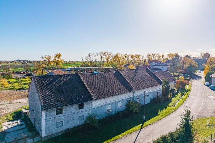 Prodej, Zemědělská usedlost, Dobrovice