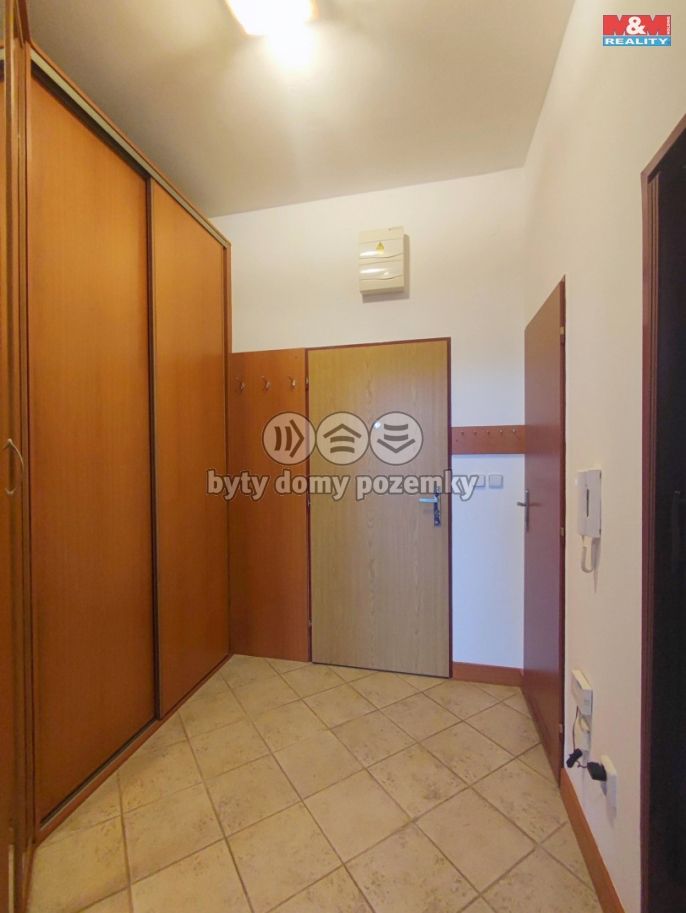 Pronájem, Byt 2+kk, Hradec Králové