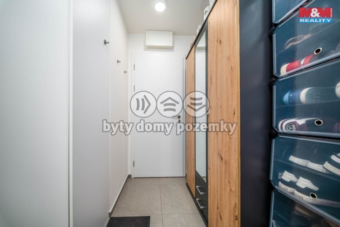 Prodej, Byt 2+kk, Mratín