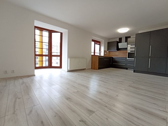 Pronájem, Byt 2+1, Most