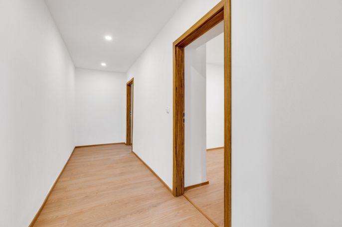 Prodej, Byt 3+kk, Lochovice