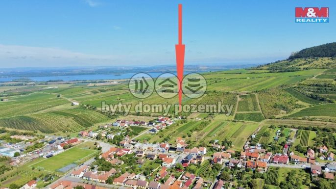 Prodej, Vinný sklep, Perná