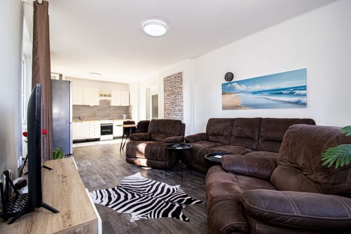 Prodej, Byt 3+kk, Bečváry