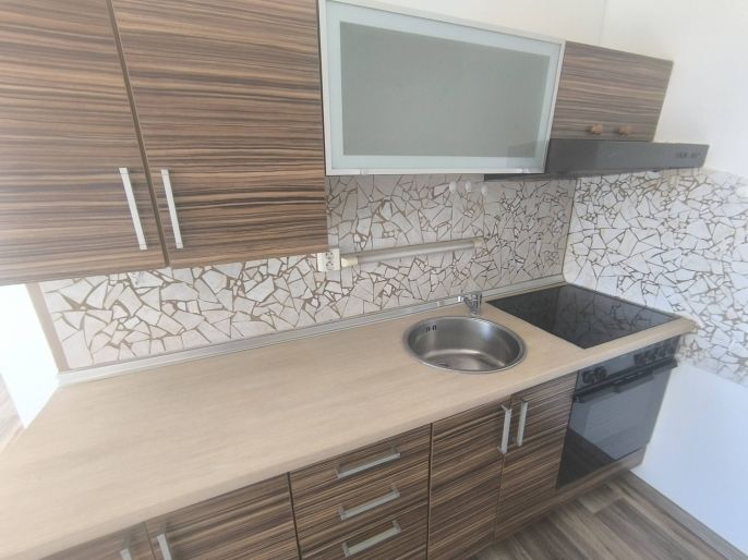 Pronájem, Byt 1+kk, Ústí nad Labem