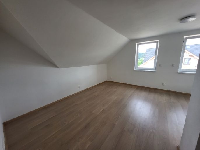 Pronájem, Byt 3+1, Nový Bor