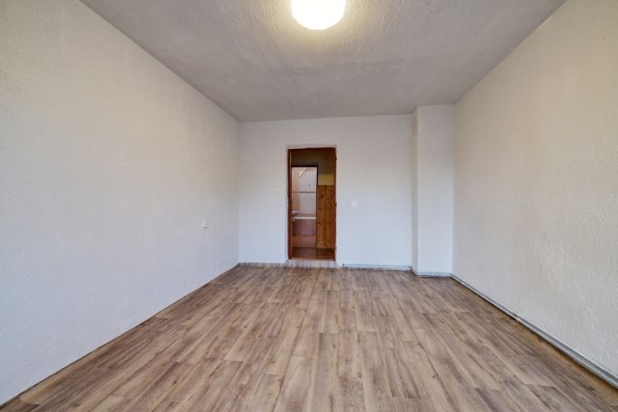 Prodej, Byt 2+1, Planá