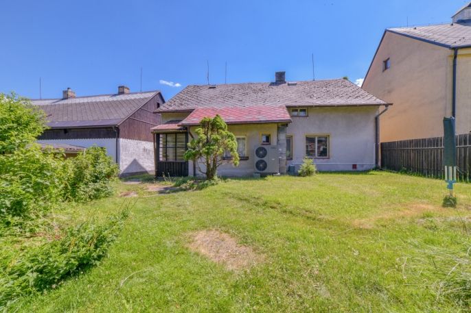 Prodej, Rodinný dům, Prameny