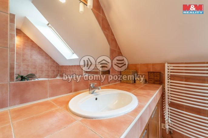 Prodej, Rodinný dům, Benecko