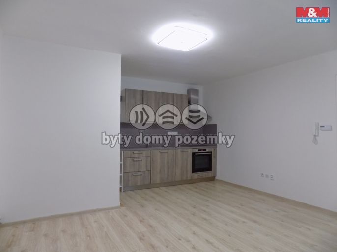 Pronájem, Byt 2+kk, Děčín