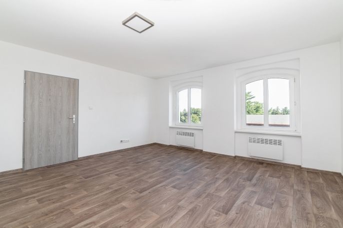 Pronájem, Byt 1+1, Sokolov