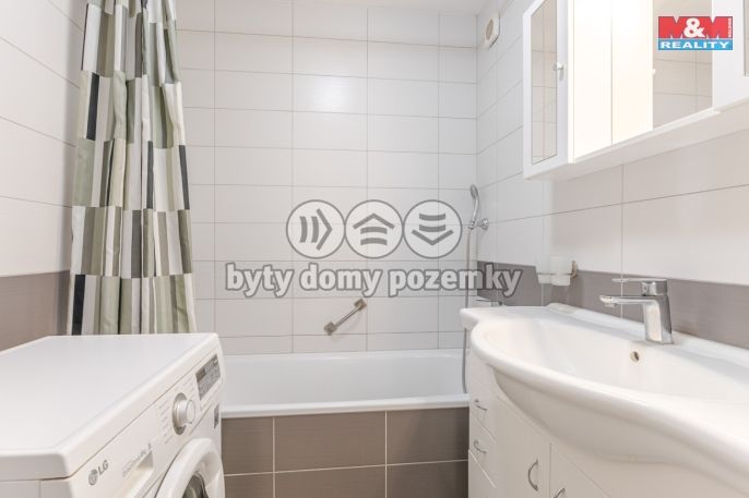 Prodej, Byt 4+1, Slaný