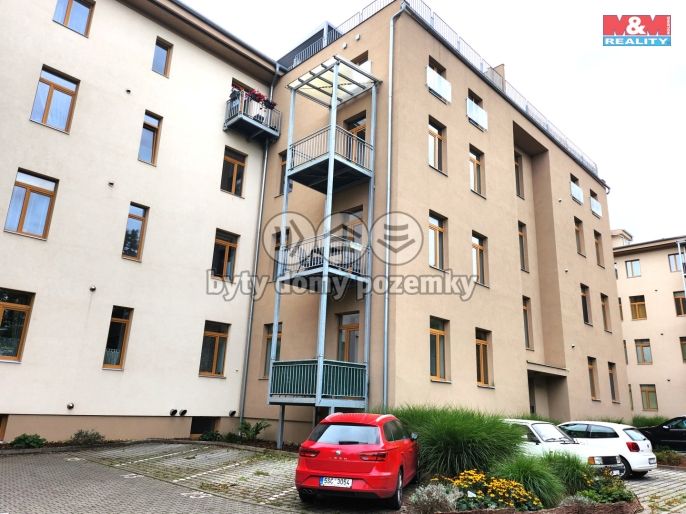 Prodej, Byt 2+kk, Slaný