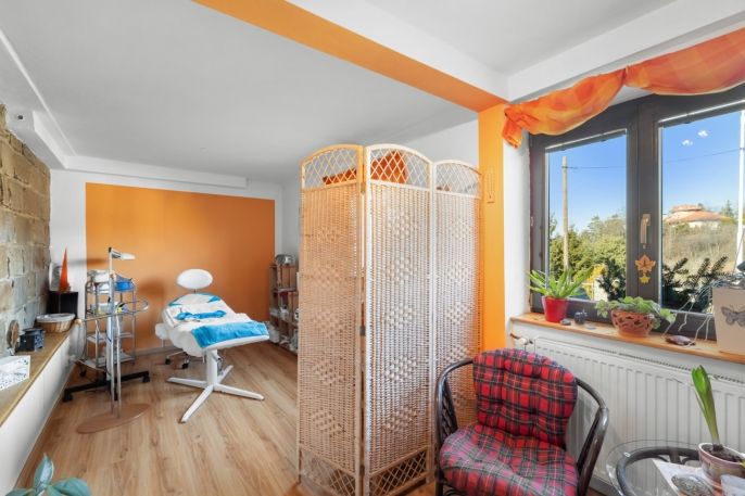 Prodej, Rodinný dům, Pchery