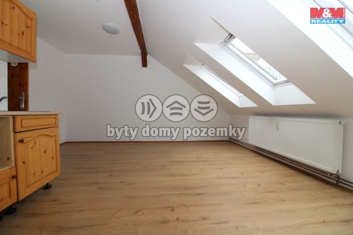 Pronájem, Byt 1+1, Cvikov