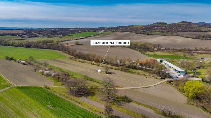 Prodej, Ovocný sad, Třebenice