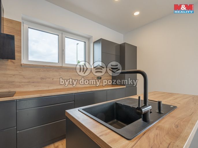 Prodej, Rodinný dům, Tuklaty