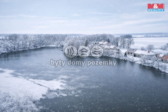 Prodej, Vodní plocha, Svojšice