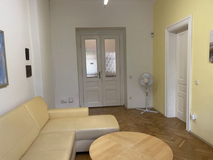 Pronájem, Obchod a služby, Praha