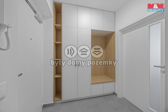 Prodej, Byt 1+kk, Hradec Králové