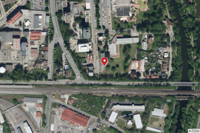 Pronájem, Obchod a služby, Pardubice