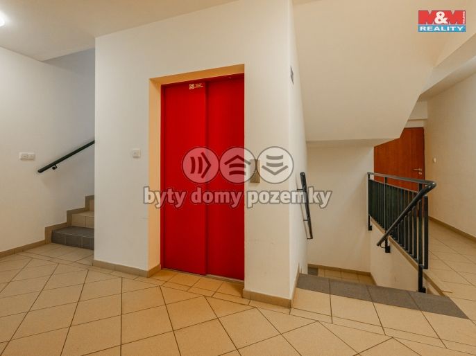 Prodej, Byt 4+kk, Benešov