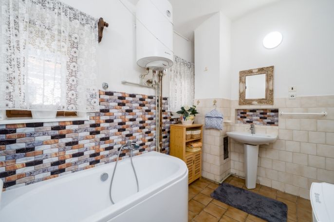 Prodej, Chata, Vroutek