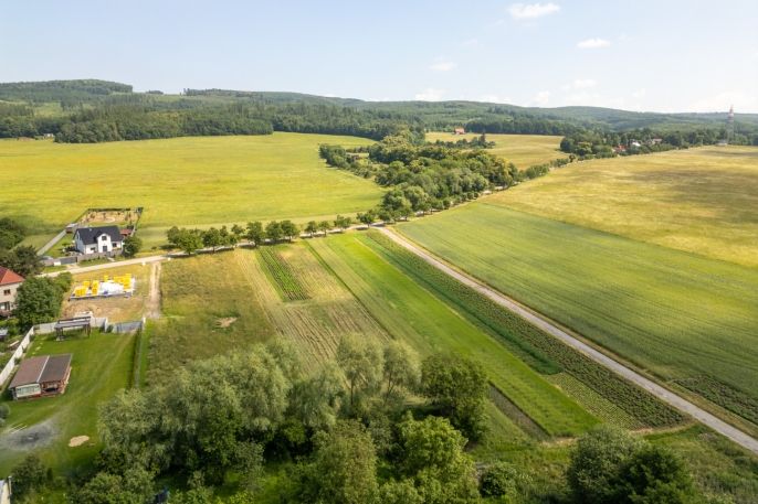 Prodej, Pole, Velký Újezd