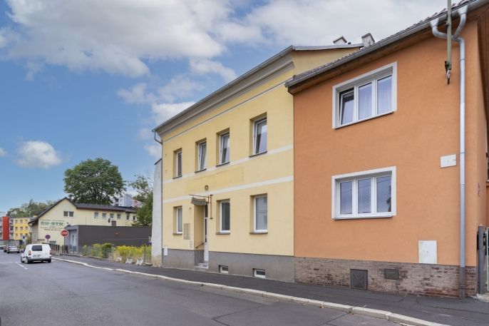 Pronájem, Byt 1+kk, Cheb