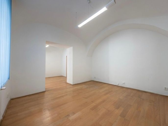 Pronájem, Obchod a služby, Bruntál