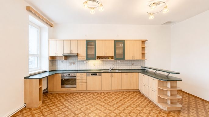 Pronájem, Byt 5+1 a větší, Lenešice