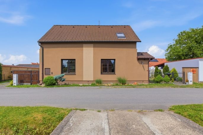 Prodej, Rodinný dům, Kněževes