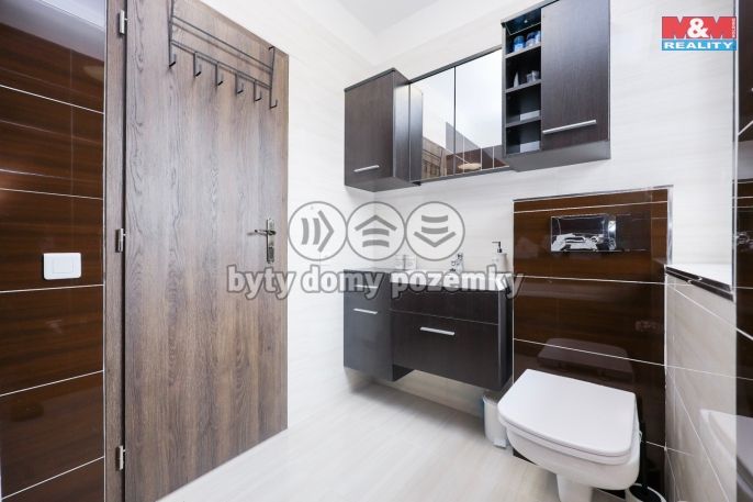 Prodej, Obchod a služby, Zvole