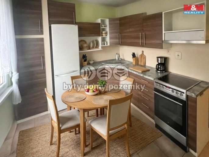 Prodej, Byt 4+1, Meziměstí