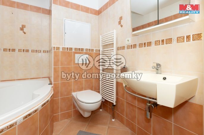 Prodej, Byt 2+kk, Pardubice