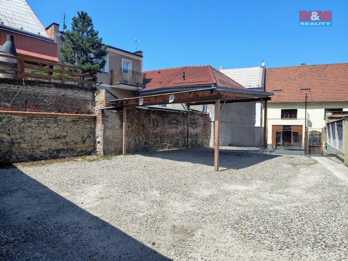 Pronájem, Obchod a služby, Slaný