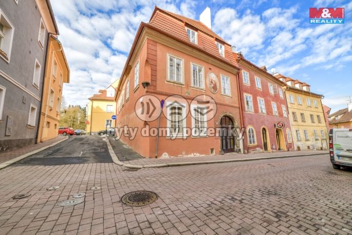 Pronájem, Byt 1+kk, Cheb