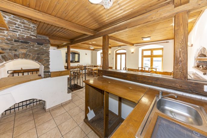 Pronájem, Restaurace, stravování, Zbraslavice