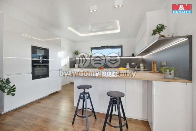 Prodej, Rodinný dům, Loukovec