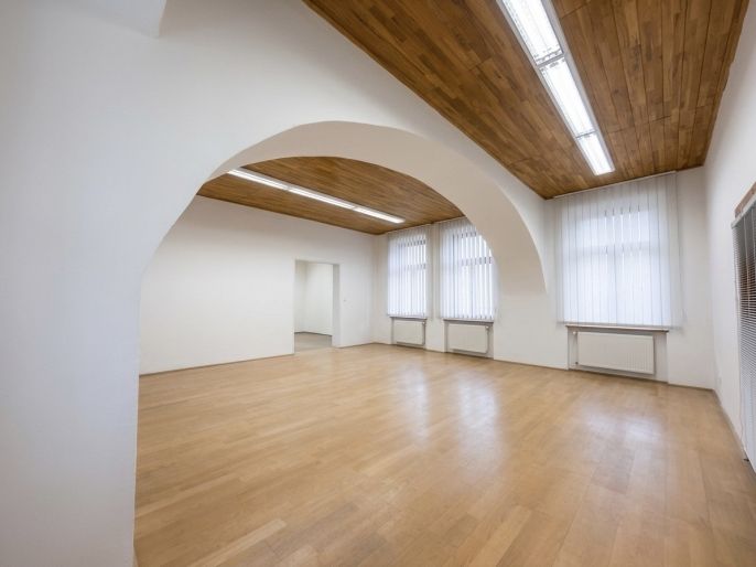 Pronájem, Obchod a služby, Bruntál