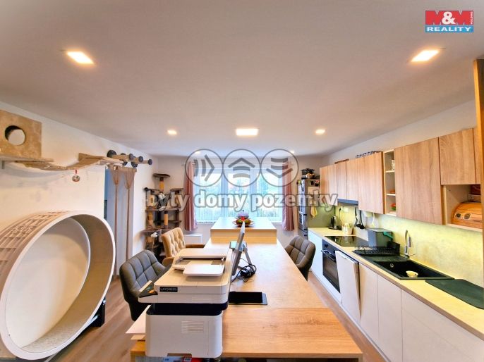 Pronájem, Byt 4+kk, Třebom