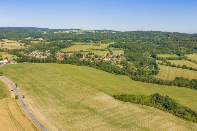 Prodej, Pole, Louňová